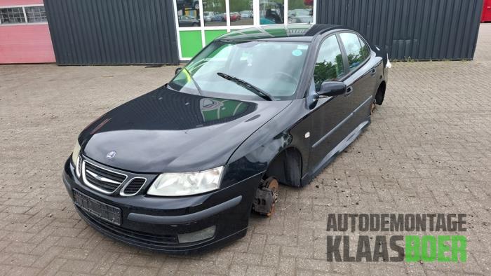 Używane Ekran lewy przód Saab 9-3 II Sport Sedan (YS3F) 1.8i 16V Cena € 45,00 Procedura marży oferowane przez Autodemontage Klaas Boer