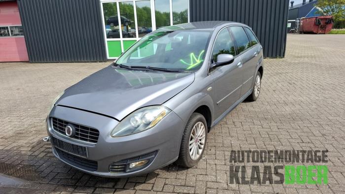 Używane Maska Fiat Croma (194) 1.8 MPI 16V Cena € 95,00 Procedura marży oferowane przez Autodemontage Klaas Boer