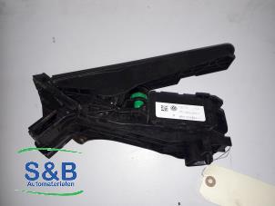 Used Accelerator pedal Volkswagen Touran (1T1/T2) 1.4 16V TSI 140 Price € 60,00 Margin scheme offered by Schaap & Bron