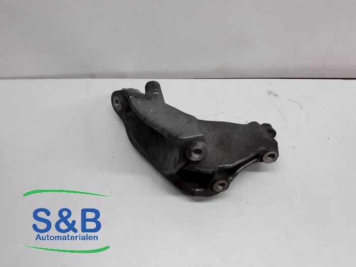 Begagnade Stöd (diverse) Volkswagen Crafter 2.5 TDI 30/32/35/46/50 Pris € 30,00 Marginaltabell erbjuds av Schaap & Bron