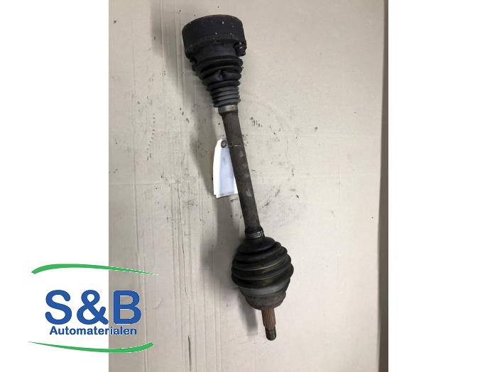 Front drive shaft, left from a Volkswagen Golf III Cabrio (1E) 1.8 2001