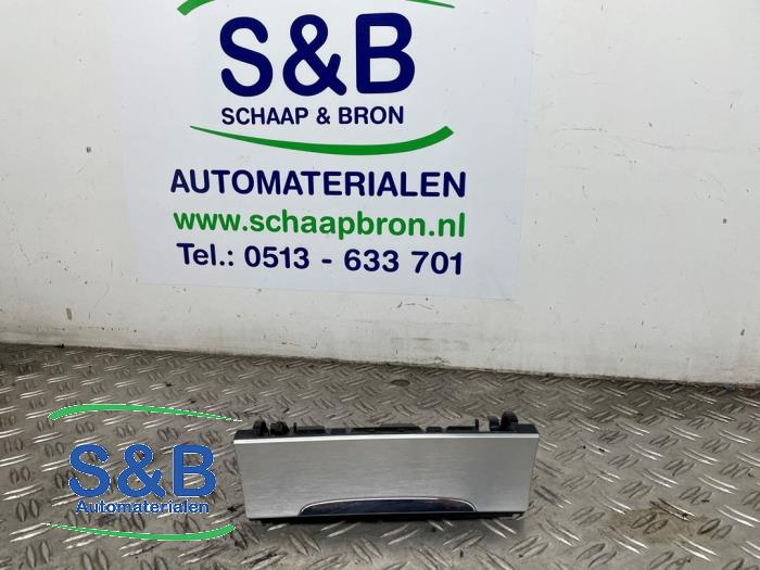 Begagnade Askkopp, fram Volkswagen Passat (362) 2.0 TDI 16V 140 Pris € 20,00 Marginaltabell erbjuds av Schaap & Bron