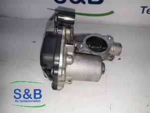 AGR Ventil van een Volkswagen Beetle (16AB) 2.0 TDI 16V 2012