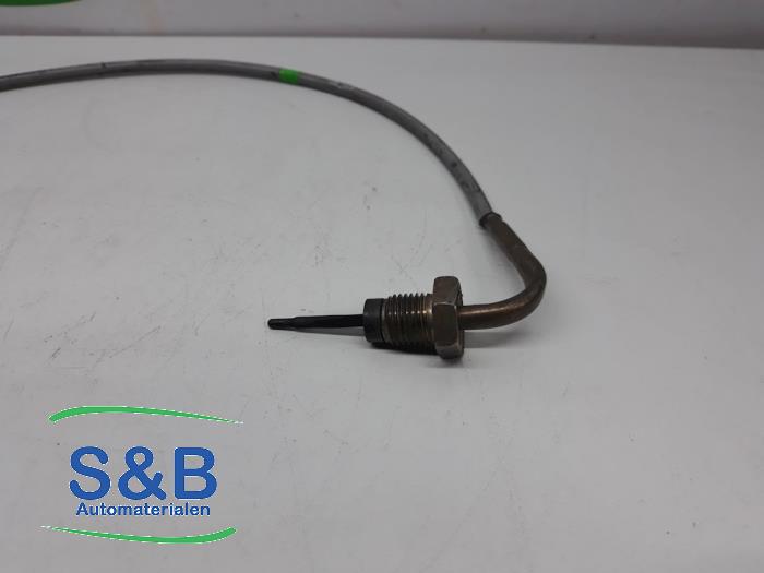 Auspuff Temperatursensor van een Volkswagen Golf Sportsvan (AUVS) 2.0 TDI 150 16V 2015
