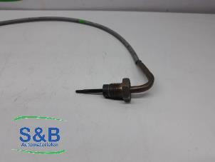 Auspuff Temperatursensor van een Volkswagen Golf Sportsvan (AUVS) 2.0 TDI 150 16V 2015