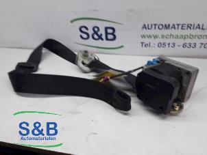 Usagé Insertion ceinture de sécurité avant gauche Volkswagen New Beetle (9C1/9G1) 2.0 Prix € 60,00 Règlement à la marge proposé par Schaap & Bron