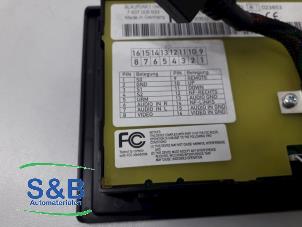 On-board computer controller from a Volkswagen Touran (1T1/T2) 2.0 TDI 16V 140 2006