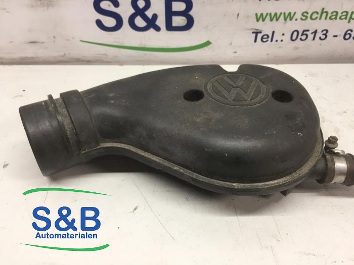 Gebrauchte Intercooler Schlauch Volkswagen Golf III Cabrio (1E) 1.8,Avantgarde Preis € 25,00 Margenregelung angeboten von Schaap & Bron