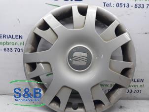 Used Wheel cover (spare) Seat Leon (1P1) 1.4 16V Price € 10,00 Margin scheme offered by Schaap & Bron
