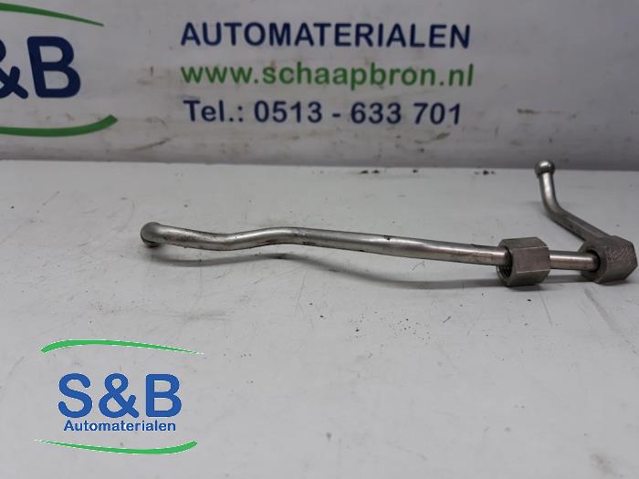 Fuel line Audi A4 Avant 2.0 TFSI 20V 06F127501AF FVD
