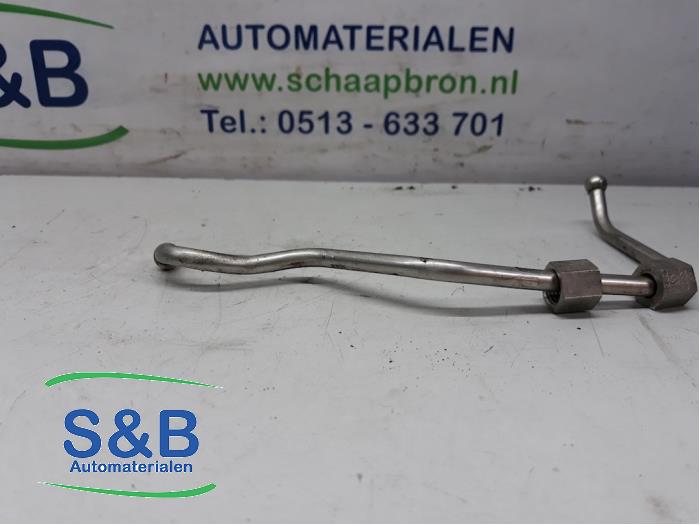 Begagnade Bränsleledning Audi A4 Avant (B7) 2.0 TFSI 20V Pris € 10,00 Marginaltabell erbjuds av Schaap & Bron