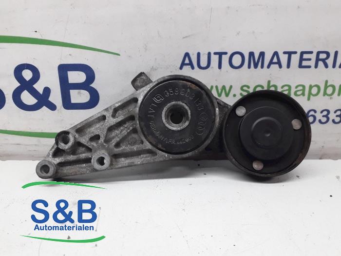 Usados Rodillo tensor correa múltiple Volkswagen Passat (3B3) 2.0 20V Precio € 25,00 Norma de margen ofrecido por Schaap & Bron