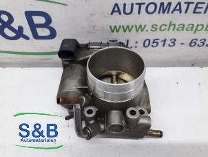Used Throttle body Volkswagen Passat (3B3) 2.0 20V Price € 40,00 Margin scheme offered by Schaap & Bron