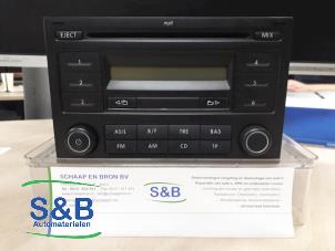 Used Radio CD player Seat Alhambra (7V8/9) 1.9 TDi 115 Price € 45,00 Margin scheme offered by Schaap & Bron