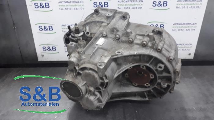 Gearbox from a Seat Alhambra (7V8/9) 2.0 TDI 2010