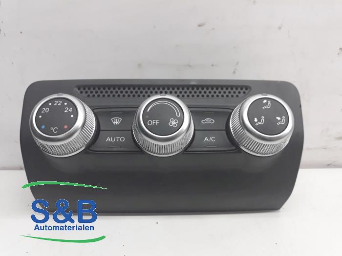 Używane Panel climatronic Audi A1 (8X1/8XK) 1.4 TFSI 16V 122 Cena € 90,00 Procedura marży oferowane przez Schaap & Bron