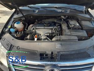 Used Engine Volkswagen Passat Variant (3C5) 2.0 TDI 16V 140 Price € 800,00 Margin scheme offered by Schaap & Bron