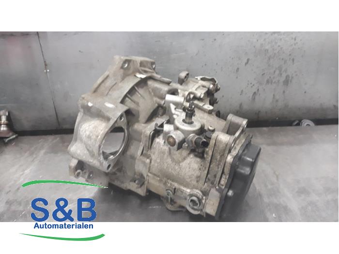Gearbox from a Volkswagen Golf Plus (5M1/1KP) 1.9 TDI 90 2006