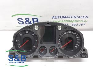 Used Instrument panel Volkswagen Passat Variant (3C5) 1.9 TDI Price € 100,00 Margin scheme offered by Schaap & Bron