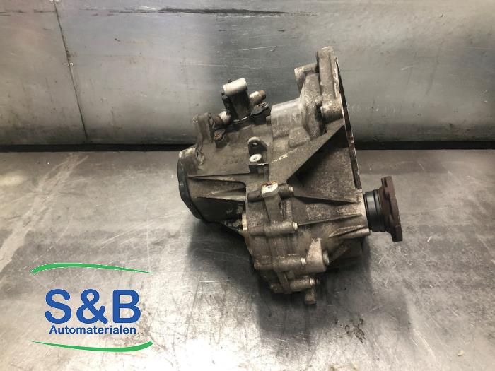 Getriebe van een Volkswagen Golf V (1K1) 2.0 SDI 2007