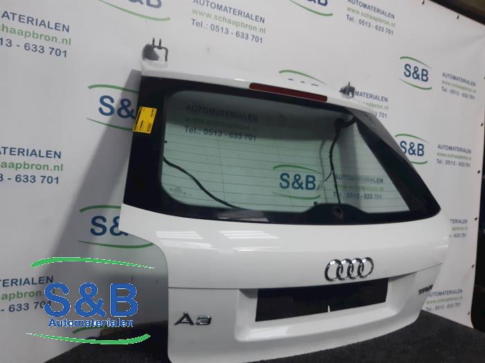 Begagnade Baklucka Audi A3 (8P1) 1.2 TFSI Pris € 150,00 Marginaltabell erbjuds av Schaap & Bron
