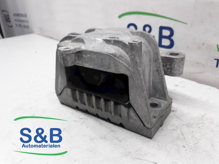 Used Engine mount Audi A3 (8P1) 1.2 TFSI Price € 40,00 Margin scheme offered by Schaap & Bron
