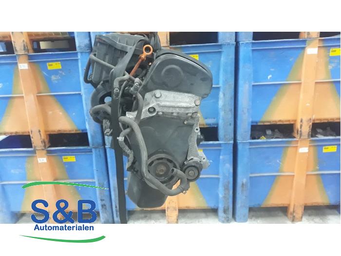 Engine from a Seat Ibiza III (6L1) 1.4 16V 85 2007