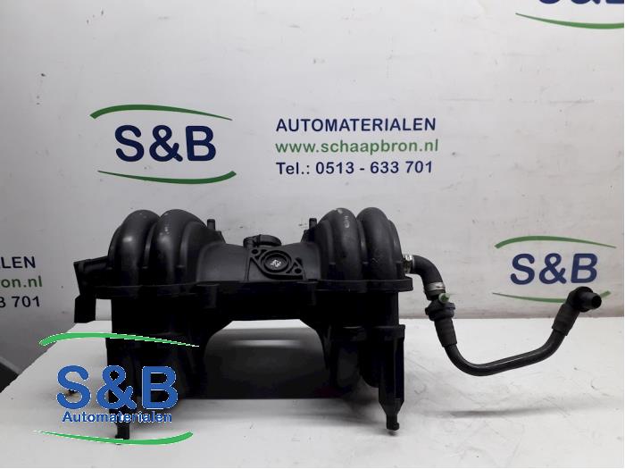 Begagnade Insugsrör Seat Cordoba (6C2/6K2) 1.4i CLX,SE,Latino Pris € 40,00 Marginaltabell erbjuds av Schaap & Bron