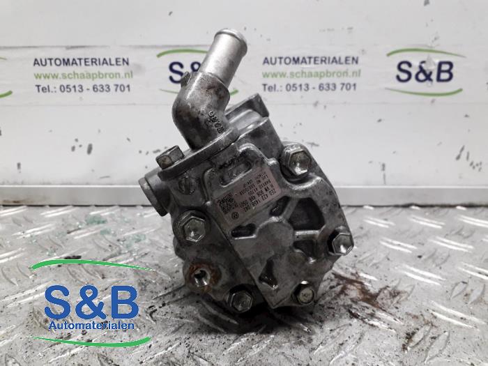 Usagé Pompe de direction Volkswagen Crafter 2.0 TDI 16V Prix € 125,00 Règlement à la marge proposé par Schaap & Bron