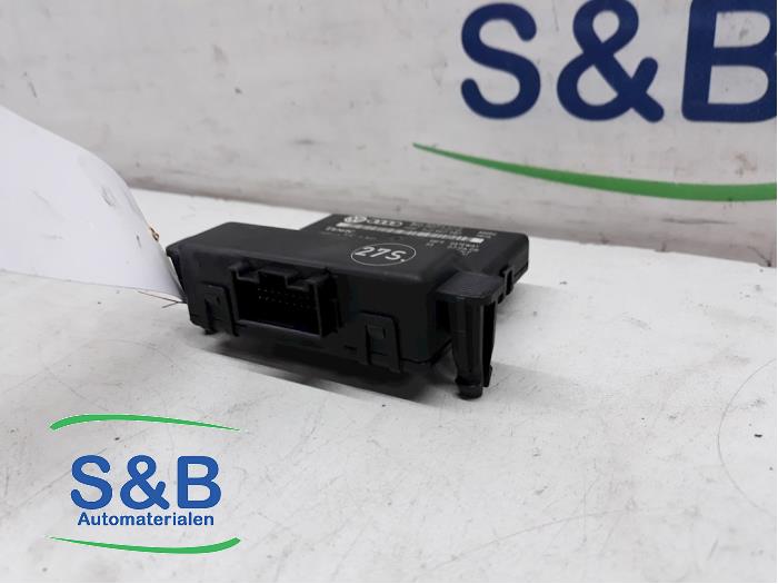 Używane Modul gateway Seat Leon (1P1) 1.4 TSI 16V Cena € 50,00 Procedura marży oferowane przez Schaap & Bron