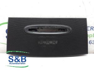 Gebrauchte Lautsprecher Kappe Volkswagen Crafter 2.5 TDI 30/32/35 Preis € 10,00 Margenregelung angeboten von Schaap & Bron