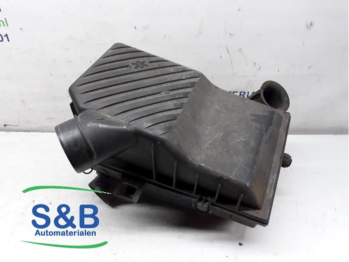 Begagnade Luftfilterhus Volkswagen Passat (35I) 1.8i Pris € 45,00 Marginaltabell erbjuds av Schaap & Bron