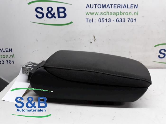 Begagnade Armstöd Audi A6 Avant (C6) 2.0 TDI 16V Pris € 50,00 Marginaltabell erbjuds av Schaap & Bron