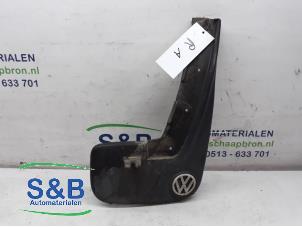 Used Mud-flap Volkswagen Passat (35I) 1.8i Price € 7,50 Margin scheme offered by Schaap & Bron