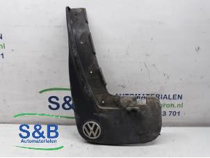 Gebrauchte Schmutzfänger Volkswagen Passat (35I) 1.8i Preis € 7,50 Margenregelung angeboten von Schaap & Bron