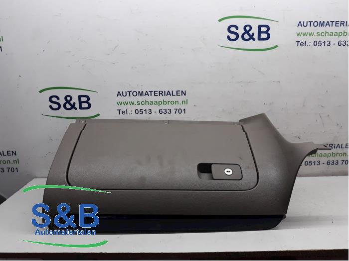Begagnade Handskfack Volkswagen Golf VI Variant (AJ5/1KA) 1.4 TSI 122 16V Pris € 50,00 Marginaltabell erbjuds av Schaap & Bron
