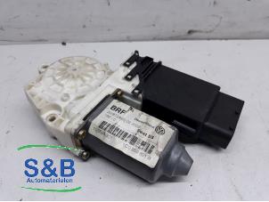Begagnade Motor, dörrfönster Seat Leon (1M1) 1.8 20V Turbo Pris € 24,99 Marginaltabell erbjuds av Schaap & Bron