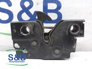 Used Bonnet lock mechanism Seat Ibiza IV (6J5) 1.4 16V Price € 15,00 Margin scheme offered by Schaap & Bron