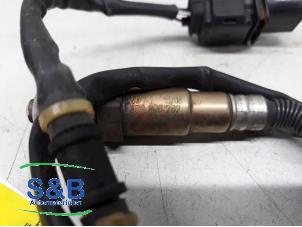 Sonde lambda d'un Volkswagen Transporter T5 2.5 TDi 2008