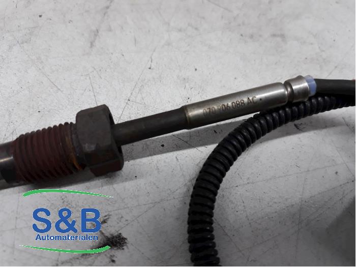 Sonde lambda d'un Volkswagen Transporter T5 2.5 TDi 2009