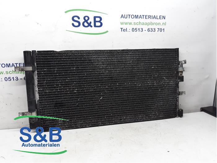 Usagé Condenseur de climatisation Audi A4 (B7) 2.0 20V Prix € 65,00 Règlement à la marge proposé par Schaap & Bron