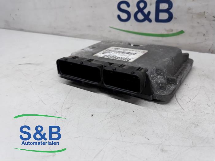 Used Engine management computer Volkswagen Golf IV Variant (1J5) 1.6 16V Price € 100,00 Margin scheme offered by Schaap & Bron