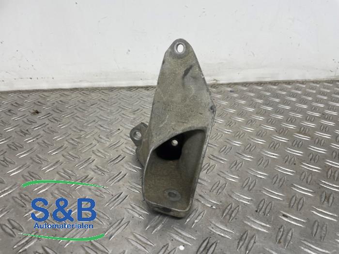 Usagé Support moteur Audi A6 (C6) 2.0 TDI 16V Prix € 15,00 Règlement à la marge proposé par Schaap & Bron