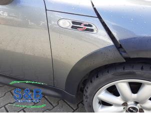 Used Front wing, right Mini Mini Cooper S (R53) 1.6 16V Price € 49,00 Margin scheme offered by Schaap & Bron