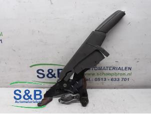 Used Parking brake lever Audi A4 Cabrio (B7) 2.4 V6 30V Price € 45,00 Margin scheme offered by Schaap & Bron