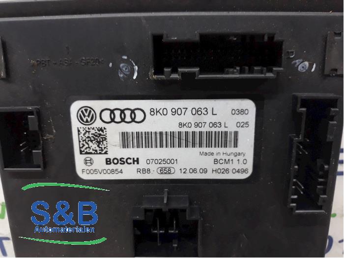Komputer pokladowy z Audi A4 Avant (B8) 2.0 TDI 16V 2009