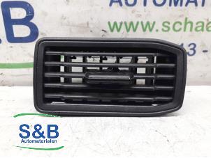 Used Dashboard vent Volkswagen Caddy IV 2.0 TDI 75 Price € 25,00 Margin scheme offered by Schaap & Bron