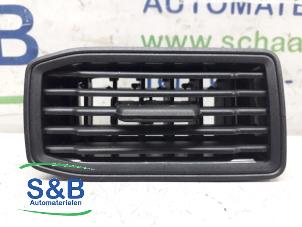 Used Dashboard vent Volkswagen Caddy IV 2.0 TDI 75 Price € 20,00 Margin scheme offered by Schaap & Bron