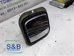 Used Boot lid handle Seat Leon (1M1) 1.6 16V Price € 35,00 Margin scheme offered by Schaap & Bron