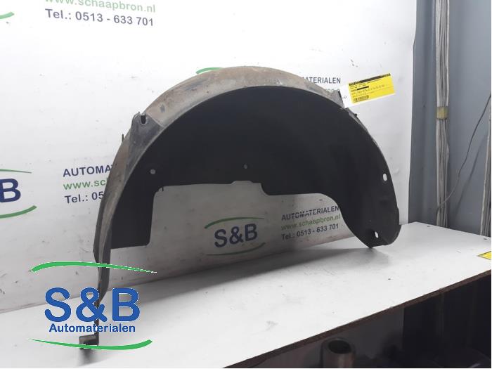 Usados Protector interno BMW Mini (R50/53) 1.6 16V Cooper Precio € 20,00 Norma de margen ofrecido por Schaap & Bron